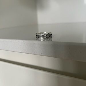 Silver interlocking G men's Gucci ring